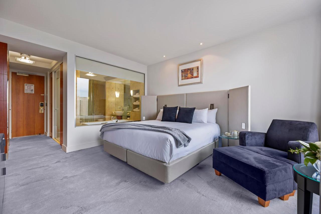 เป็ปเปอร์ เวย์เมาท์ แอดิเลด Hotel ภายนอก รูปภาพ A bedroom at the hotel