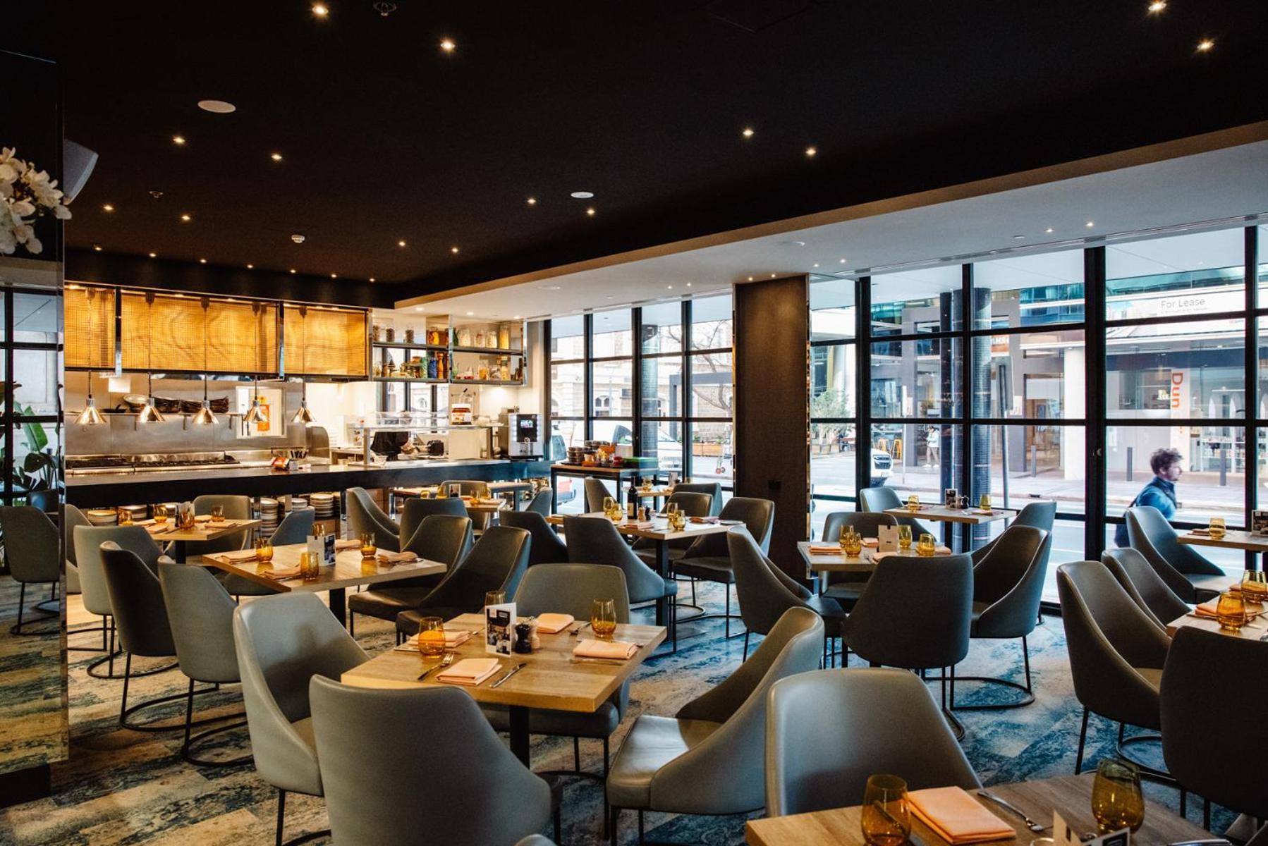 เป็ปเปอร์ เวย์เมาท์ แอดิเลด Hotel ภายนอก รูปภาพ The interior of the restaurant